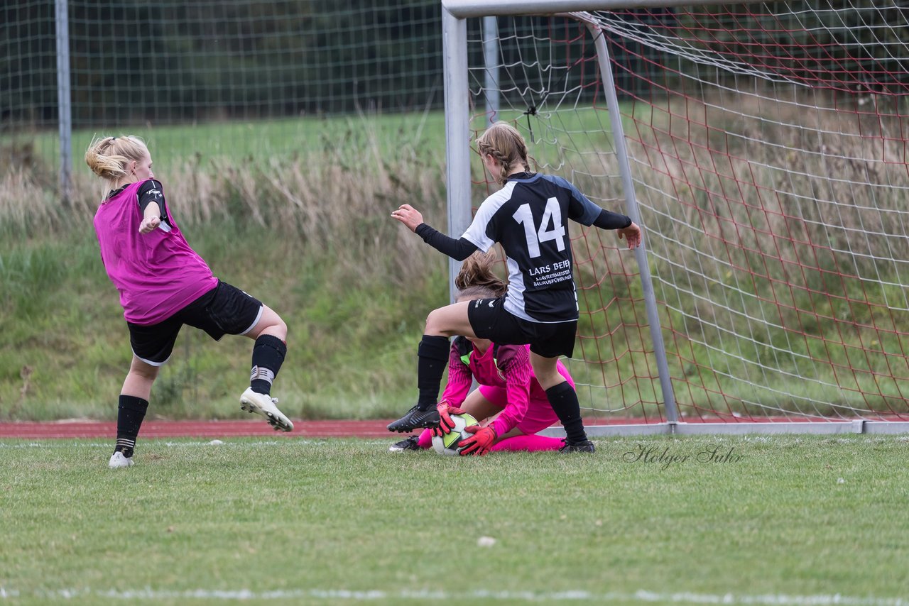 Bild 335 - Frauen Grossenasper SV - SV Steinhorst/Labenz : Ergebnis: 1:3